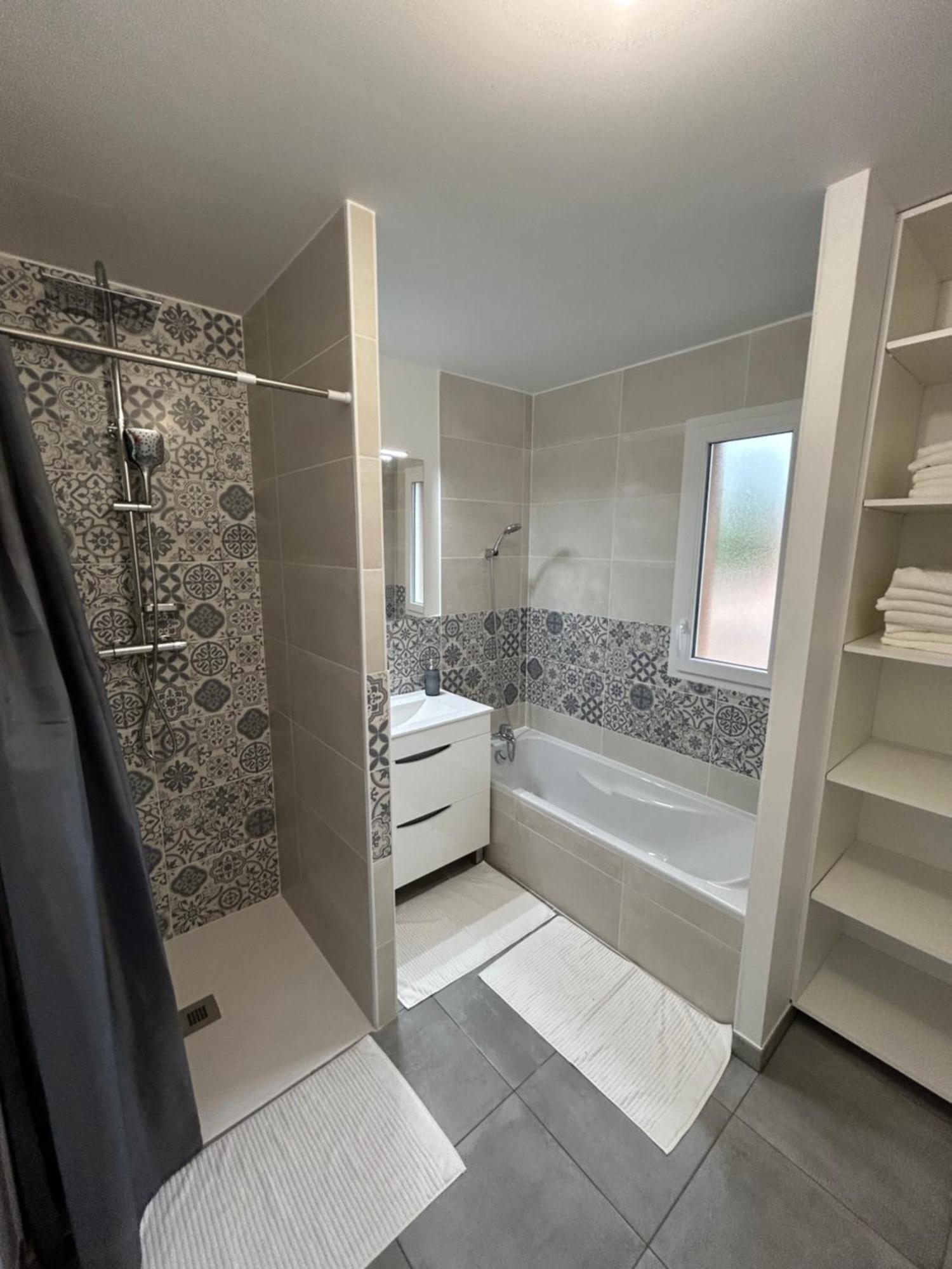 Maison De Vacances Andernos-les-Bains ภายนอก รูปภาพ